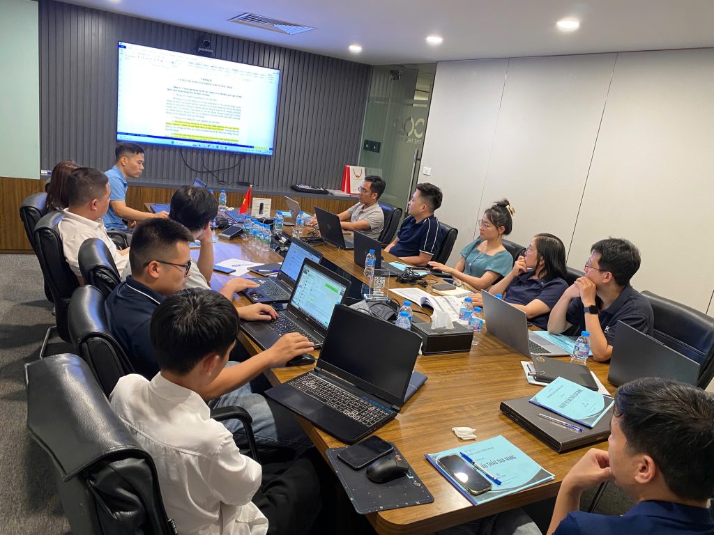 Giảng viên hướng dẫn quy định về cung cấp, đăng tải thông tin và kê khai năng lực nhà thầu trên Hệ thống mạng đấu thầu quốc gia